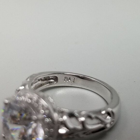 Vintage Sterling Silver Sparkling Round Rhinestone Ring, Size 5 Band, Estate - Picture 7 of 12